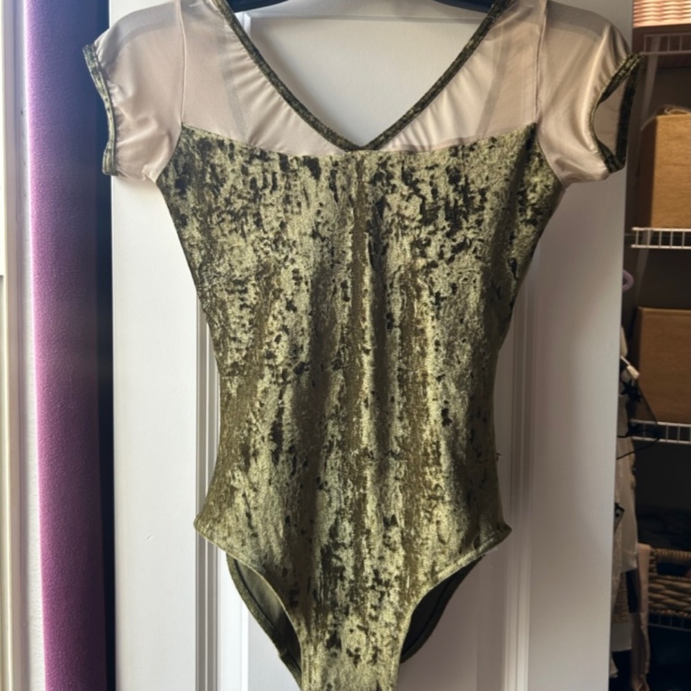 Masha Mesh Yumiko Cap Sleeves